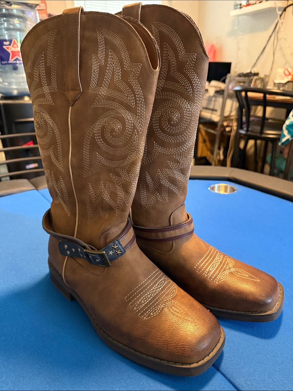 Men's 8 1/2 or Women’s 9 1/2 Brown Western Harness Boots with Star-Studded Strap